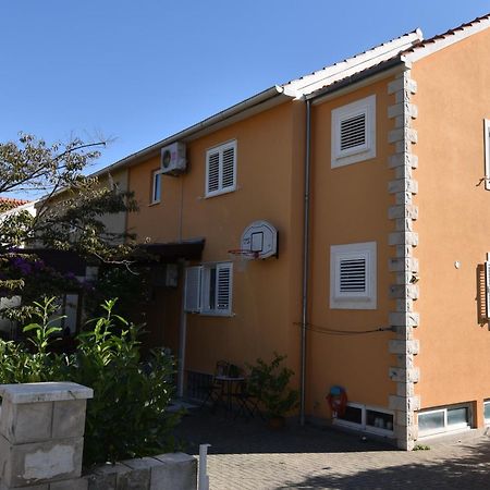 Apartment Andrea Orebić Екстериор снимка