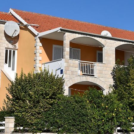 Apartment Andrea Orebić Екстериор снимка