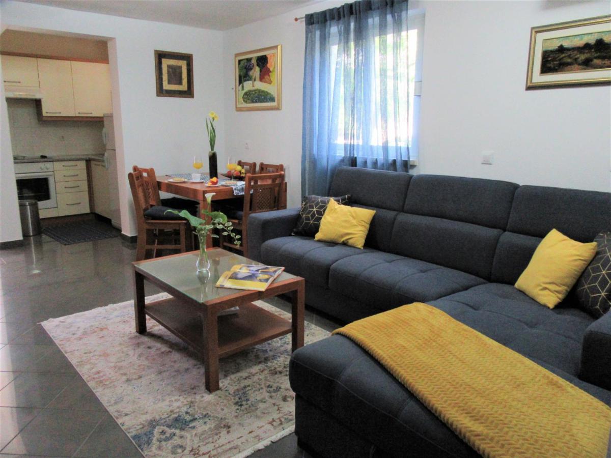 Apartment Andrea Orebić Екстериор снимка